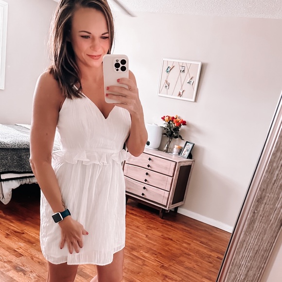 BCBGeneration white flowy summer dress - Picture 2 of 9